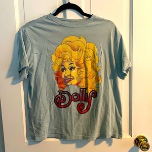 Dolly Parton M women’s tee shirt